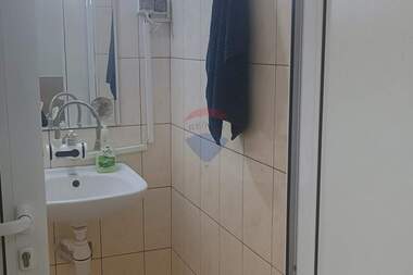Kira - Dükkan olarak Vladislavovo,  Varna