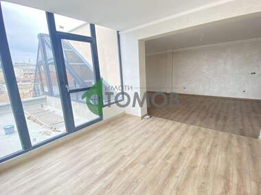 For sale - Apartment in Center,  Shumen