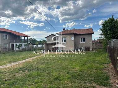 For sale - House in Studena,  Pernik