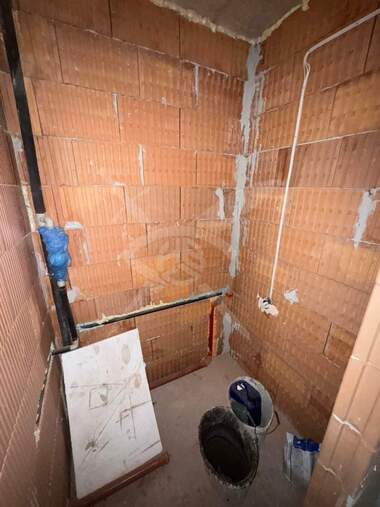 Verkauf - Wohnung in Komatewski wazel,  Plowdiw