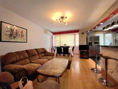 Miete - Wohnung in Wazrajdane,  Burgas