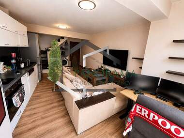 Verkauf - Wohnung in Pojarnata,  Schumen