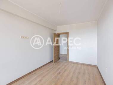 Продажба - Апартамент във Виница,  Варна