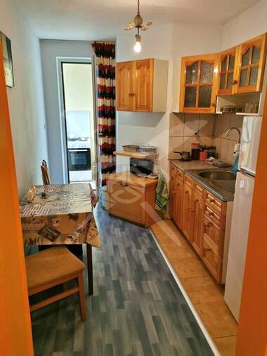 For rent - Apartment in Kolhozen pazar,  Varna