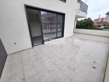Vânzare - Apartament în Ostromila,  Plovdiv