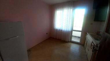 Miete - Wohnung in Kütschuk Parij,  Plowdiw