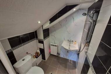 Vânzare - Apartament în Rodina 2,  Ruse