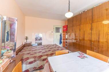 Vânzare - Apartament în Mladost 1,  Varna