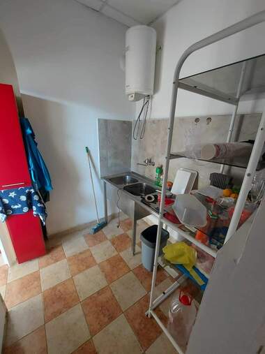 Verkauf - Laden in Kooperatiwen  pazar,  Targowishte