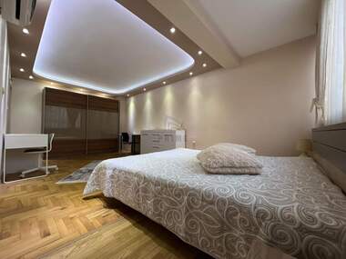 Miete - Wohnung in Zentar,  Burgas