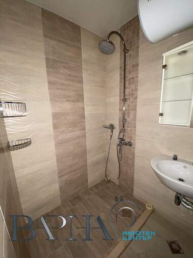 Închiriere - Apartament în Provadia,  Varna