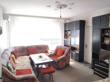 Verkauf - Wohnung in Zentar,  Iambol
