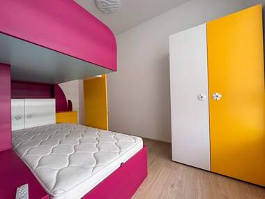 Închiriere - Apartament în Slaveîkov,  Burgas