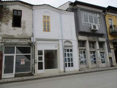 Închiriere - Magazin în Stara ceast,  Veliko Tărnovo