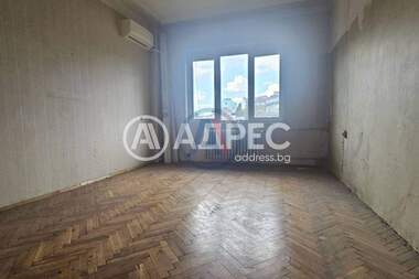 Продажа - Квартира у Център,  София