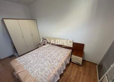 For sale - Floor of a house in Centеr,  Veliko Tarnovo