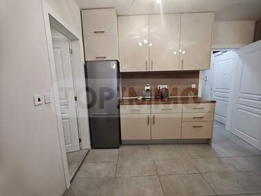 Închiriere - Apartament în Center,  Varna