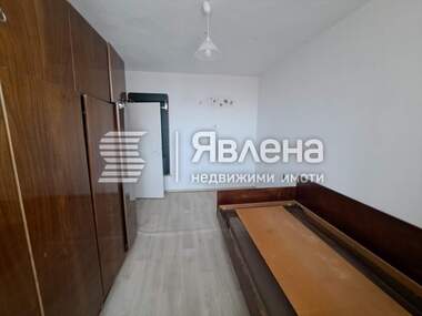 Продажба - Апартамент в Център,  Ямбол