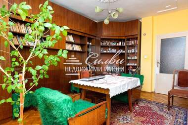 For sale - Apartment in Center,  Shumen