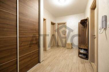 Vânzare - Apartament în Ostromila,  Plovdiv