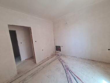 For sale - Apartment in Liuben Karavelov,  Haskovo