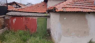 Продажба - Къща в Динево,  Хасково