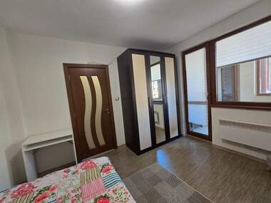 Miete - Wohnung in Wazrajdane,  Burgas