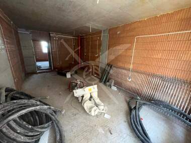 Verkauf - Wohnung in Komatewski wazel,  Plowdiw