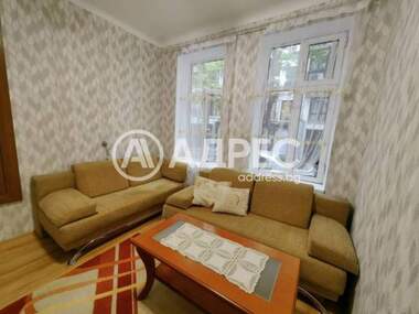 Închiriere - Apartament în Center,  Varna
