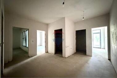 Vânzare - Apartament în Zona B,  Veliko Tărnovo
