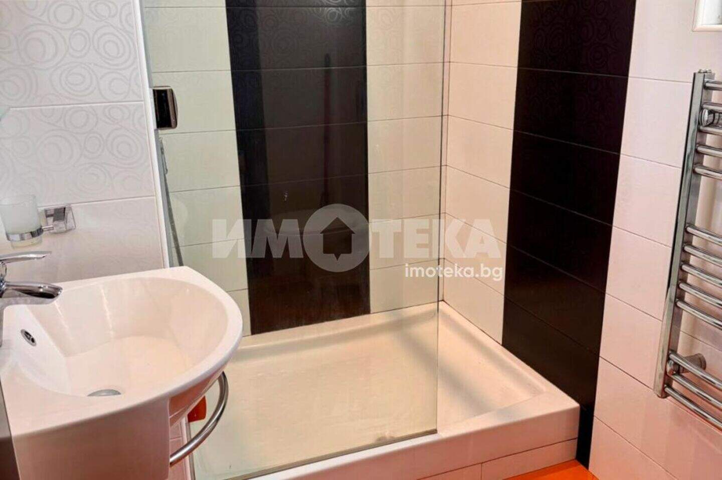 Τρίδωμο Διαμέρισμα σε Τσενταρ, Σόφια – φωτογραφία 9