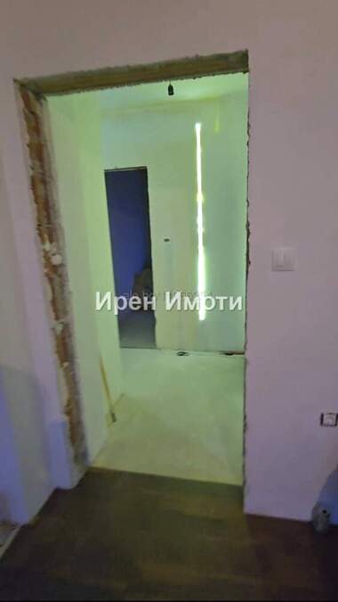 Vânzare - Apartament în Graf Ignatiev,  Iambol