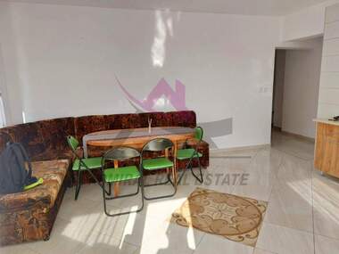 Miete - Wohnung in Awtogara,  Warna