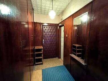 Продажба - Апартамент във Вароша,  Търговище