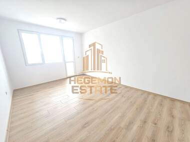 For sale - Apartment in Vazrajdane 2,  Varna