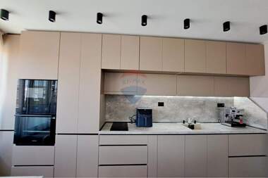 For sale - Apartment in Zona B,  Veliko Tarnovo