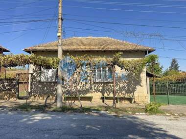 Vânzare - Casă în Dragomirovo,  Veliko Tărnovo