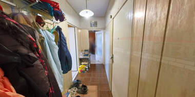 Verkauf - Wohnung in Mladost 1,  Montana