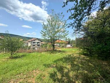 Satış - İnşaat arsası olarak Berkovica,  Montana