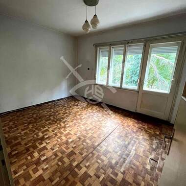 Продажба - Етаж от къща в Асеновград,  Пловдив