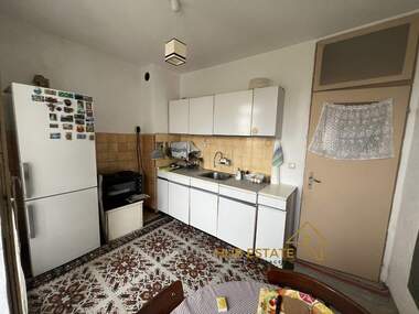 Verkauf - Wohnung in Balik,  Dobritsch