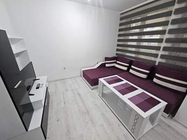 Miete - Wohnung in Mladejki halm,  Plowdiw