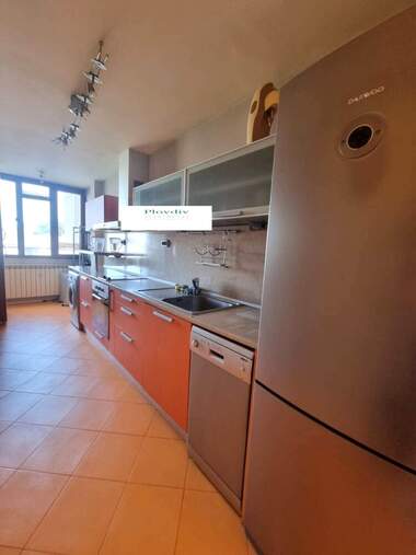 Kira - Apartman olarak Mladejki halm,  Plovdiv