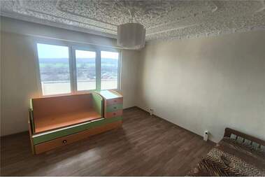 For sale - Apartment in Charodeyka - Iug,  Ruse