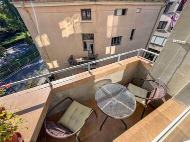 Închiriere - Apartament în Țentăr,  Burgas