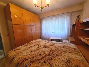 Vânzare - Apartament în Liuben Karavelov,  Haskovo