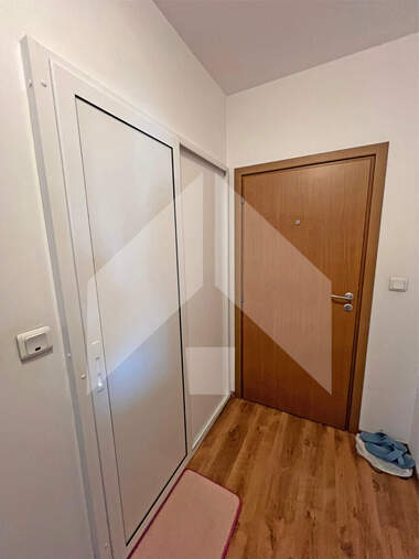 Verkauf - Wohnung in Nowi Pazar,  Schumen