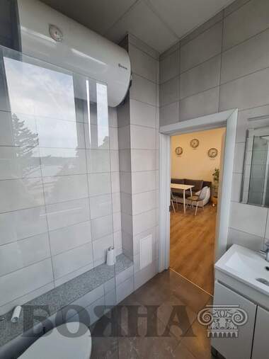 Închiriere - Apartament în Center,  Ruse