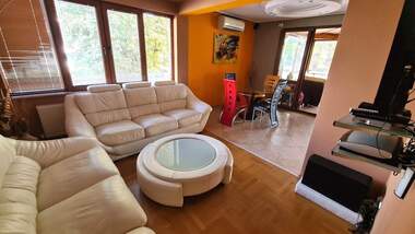 Verkauf - Wohnung in Oswobojdenie,  Razgrad