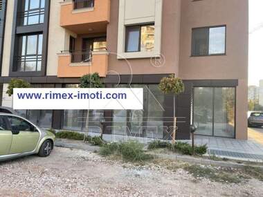 Ενοίκιο - Κατάστημα σε Кючук Париж,  Пловдив